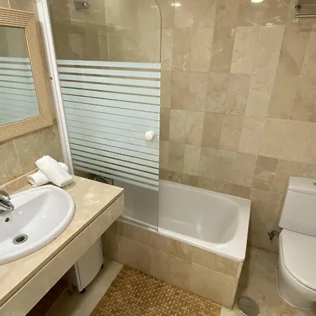 Mar Apartment *
